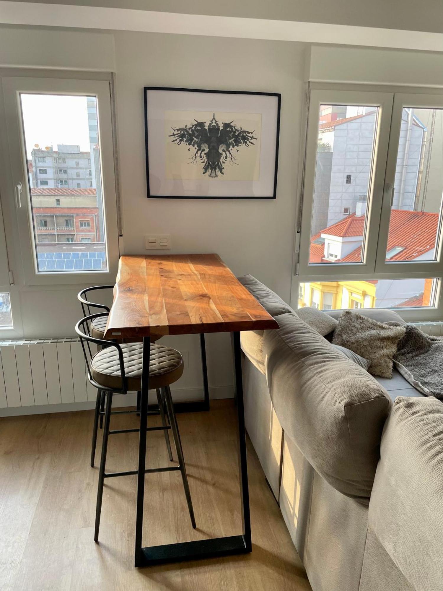 Piso De 2 Habitaciones En Centro, Zona Muy Tranquila Con Playa A 2 Min Andando Gijón Esterno foto